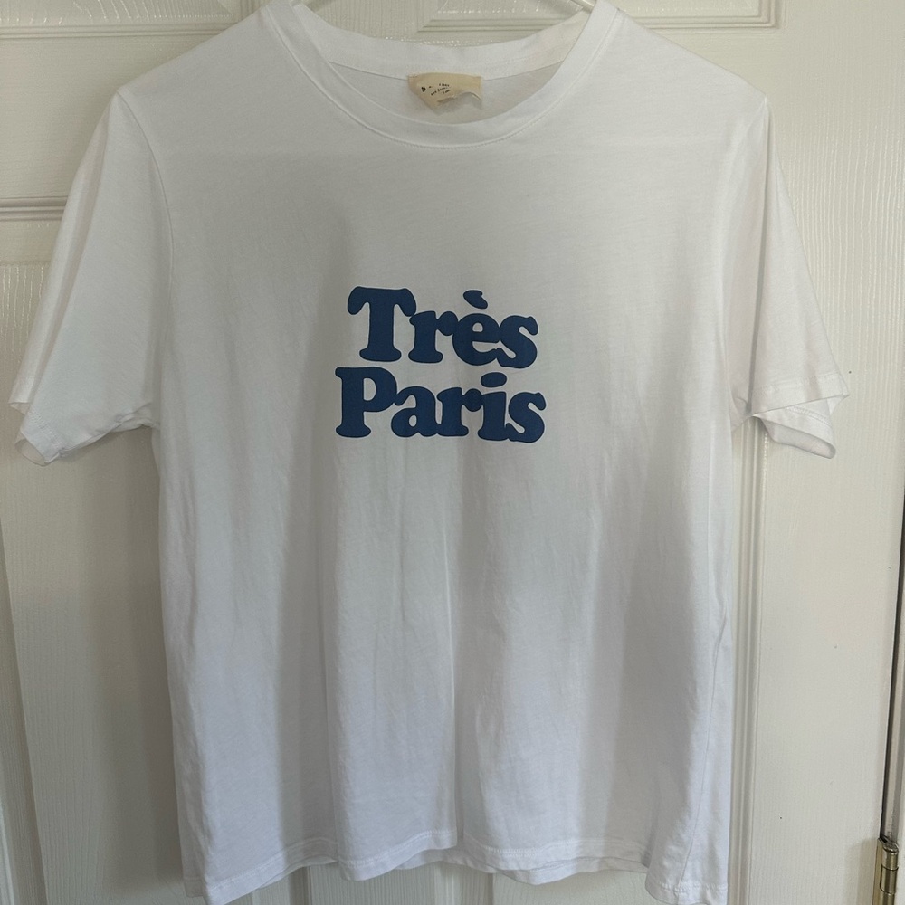White T-Shirt with Blue 'Très Paris' Print